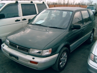 1994 Mitsubishi Chariot