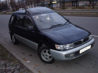 1994 Mitsubishi Chariot