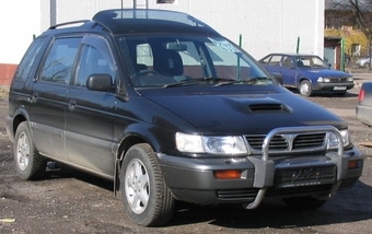 1996 Mitsubishi Chariot