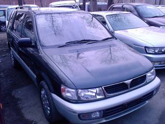 1997 Mitsubishi Chariot