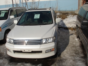 1999 Mitsubishi Chariot