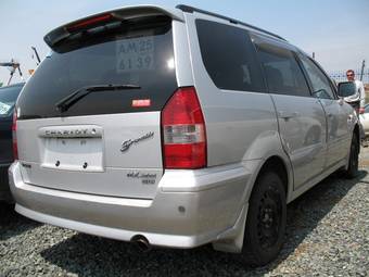1999 Mitsubishi Chariot Photos