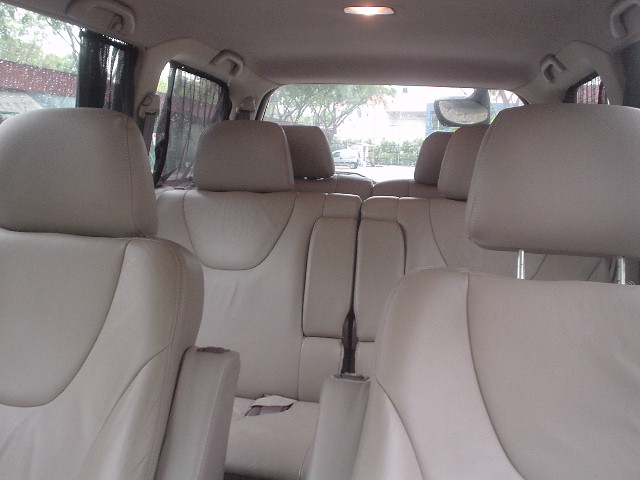 2001 Mitsubishi Chariot Pics