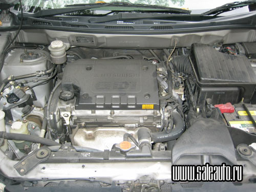 2001 Mitsubishi Chariot Photos