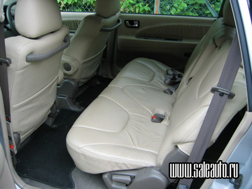 2001 Mitsubishi Chariot For Sale