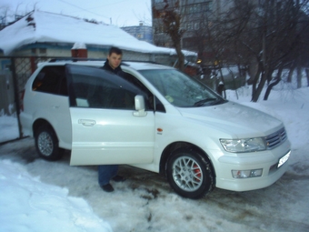 1988 Mitsubishi Chariot Grandis