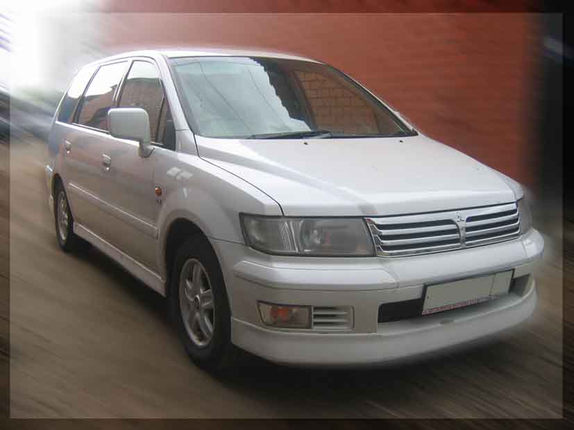 1997 Mitsubishi Chariot Grandis