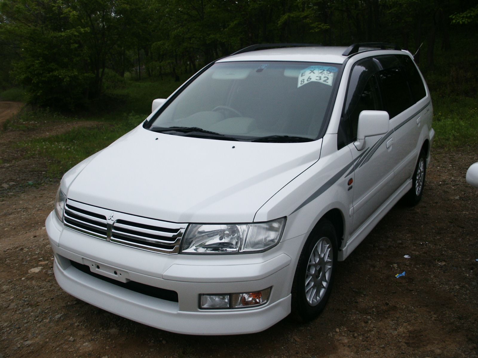 1997 Mitsubishi Chariot Grandis