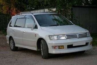 1997 Mitsubishi Chariot Grandis