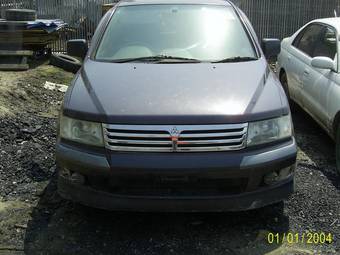 1997 Mitsubishi Chariot Grandis Pictures