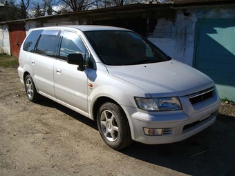 1998 Mitsubishi Chariot Grandis