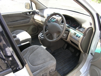 1998 Mitsubishi Chariot Grandis