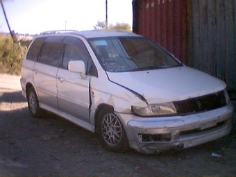 1998 Mitsubishi Chariot Grandis