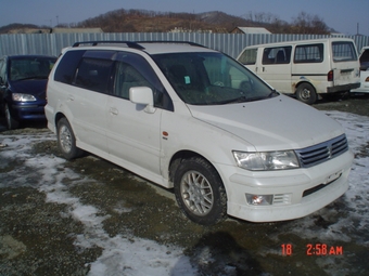 1998 Mitsubishi Chariot Grandis