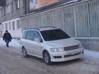 1998 Mitsubishi Chariot Grandis