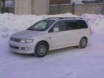 1998 Mitsubishi Chariot Grandis