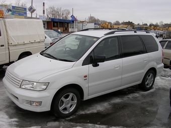 1998 Mitsubishi Chariot Grandis