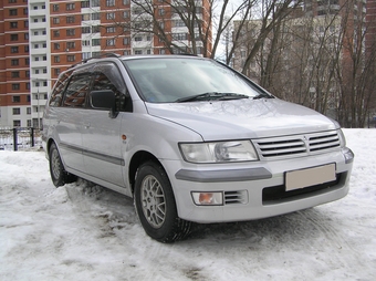 1998 Mitsubishi Chariot Grandis