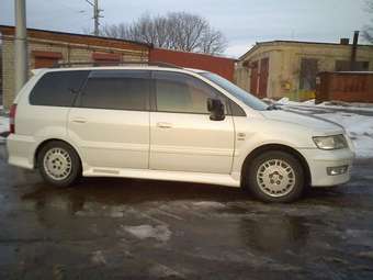 1998 Mitsubishi Chariot Grandis