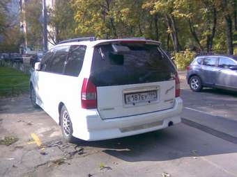 1998 Mitsubishi Chariot Grandis Photos