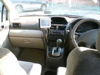 1998 Mitsubishi Chariot Grandis For Sale