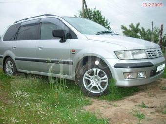 1998 Mitsubishi Chariot Grandis Photos