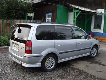 1998 Mitsubishi Chariot Grandis Photos