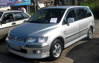 1998 Mitsubishi Chariot Grandis