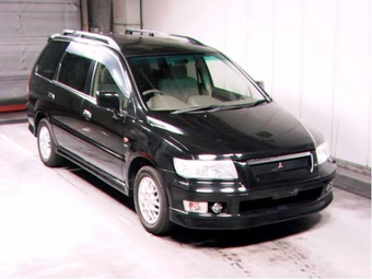 1999 Mitsubishi Chariot Grandis