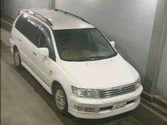 1999 Mitsubishi Chariot Grandis