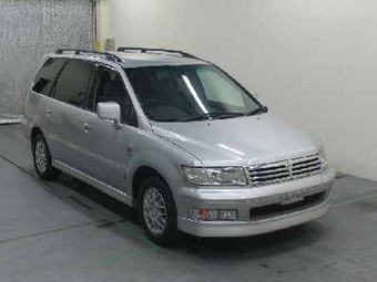 1999 Mitsubishi Chariot Grandis