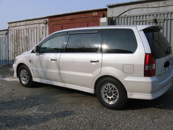 1999 Chariot Grandis