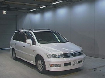 1999 Mitsubishi Chariot Grandis