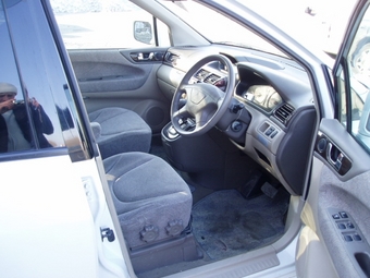 Mitsubishi Chariot Grandis
