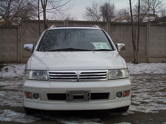 1999 Mitsubishi Chariot Grandis