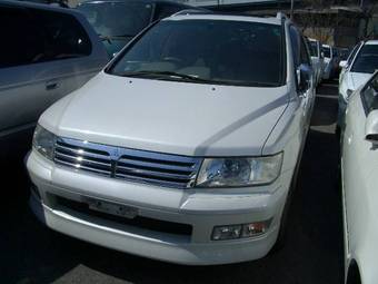 1999 Mitsubishi Chariot Grandis