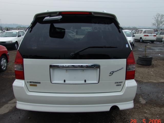 1999 Mitsubishi Chariot Grandis