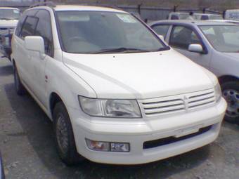 1999 Mitsubishi Chariot Grandis