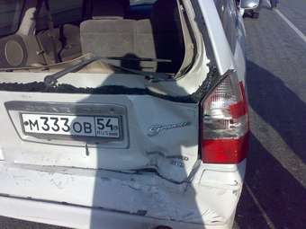 1999 Mitsubishi Chariot Grandis