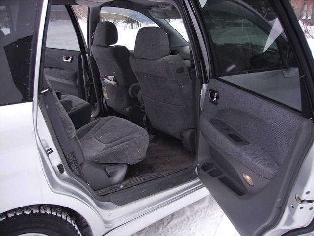 1999 Mitsubishi Chariot Grandis