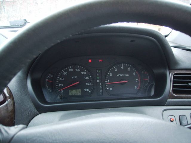 1999 Mitsubishi Chariot Grandis