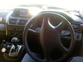 1999 Mitsubishi Chariot Grandis Pictures