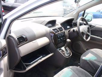 1999 Mitsubishi Chariot Grandis Photos