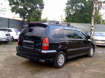 1999 Mitsubishi Chariot Grandis Pictures