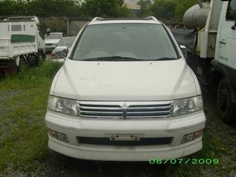 1999 Mitsubishi Chariot Grandis Photos