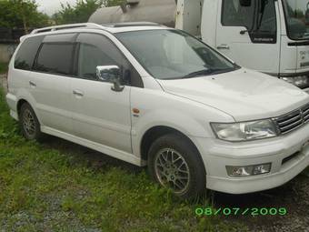 1999 Mitsubishi Chariot Grandis For Sale