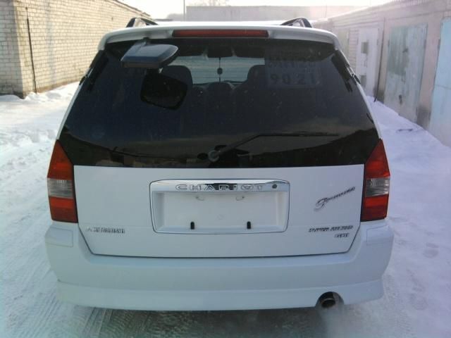 2000 Mitsubishi Chariot Grandis