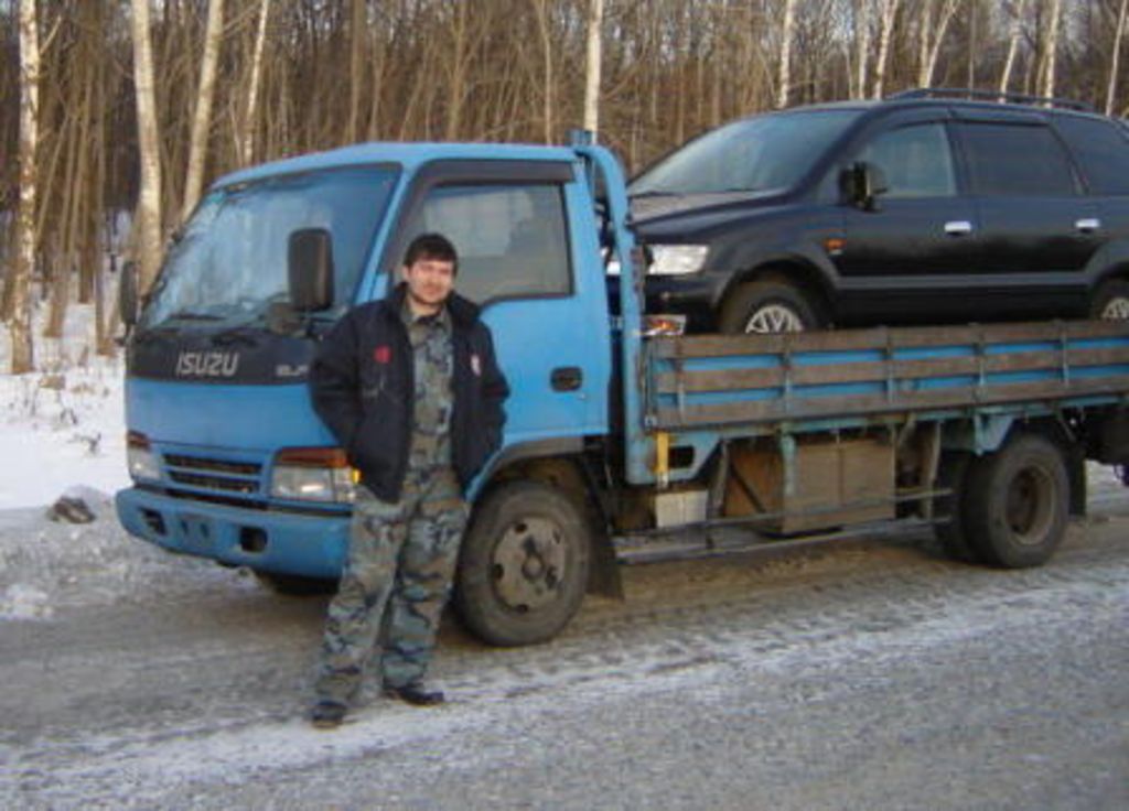 2000 Mitsubishi Chariot Grandis