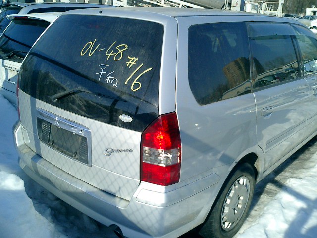 2000 Mitsubishi Chariot Grandis Pictures