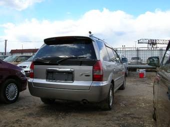 2000 Mitsubishi Chariot Grandis Pictures